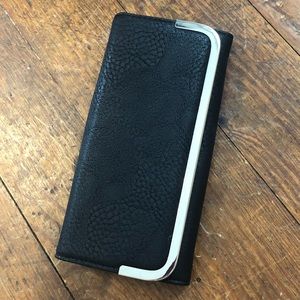 Black charming Charlie wallet